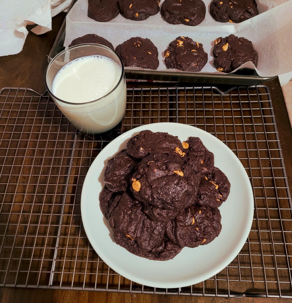 Dark Chocolate Peanut Butter Chip&nbsp;Cookies
