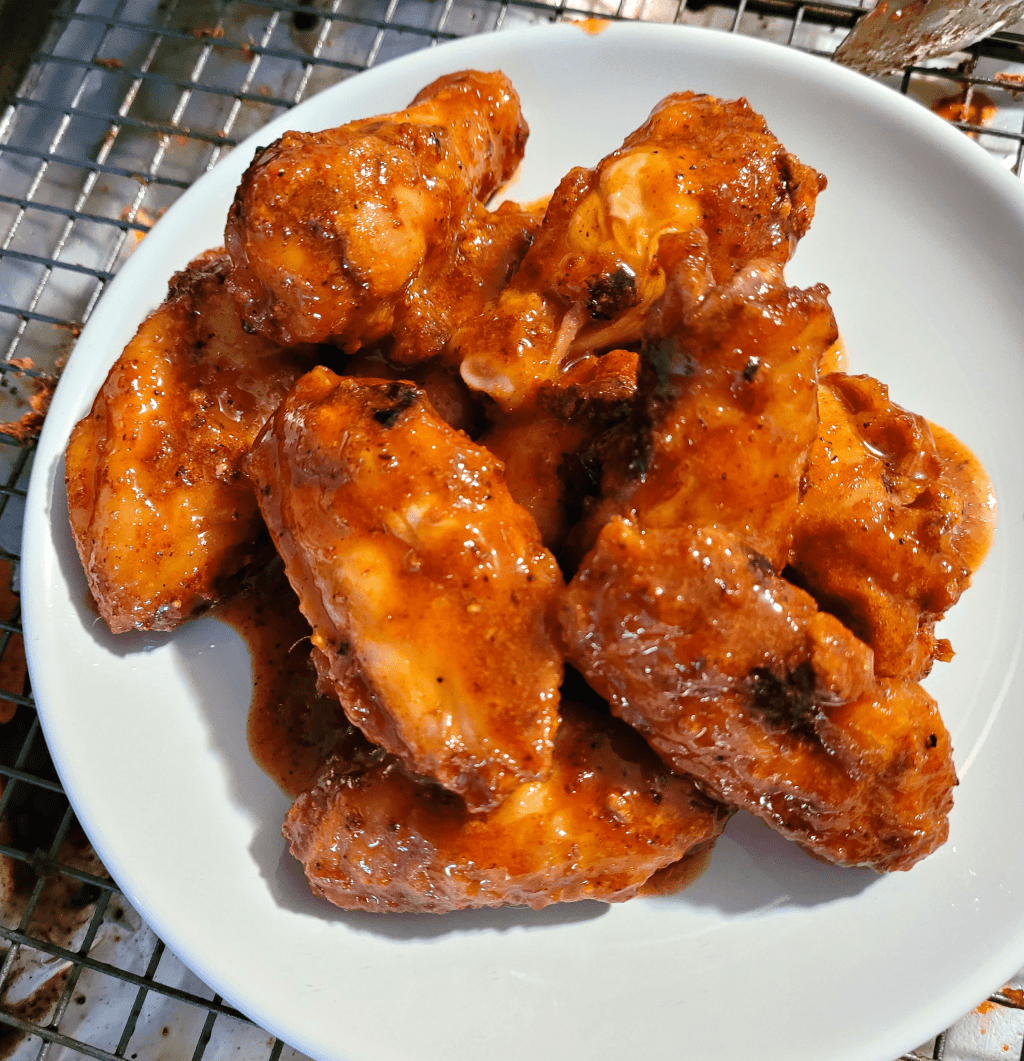 Honey Sriracha Chicken&nbsp;Wings