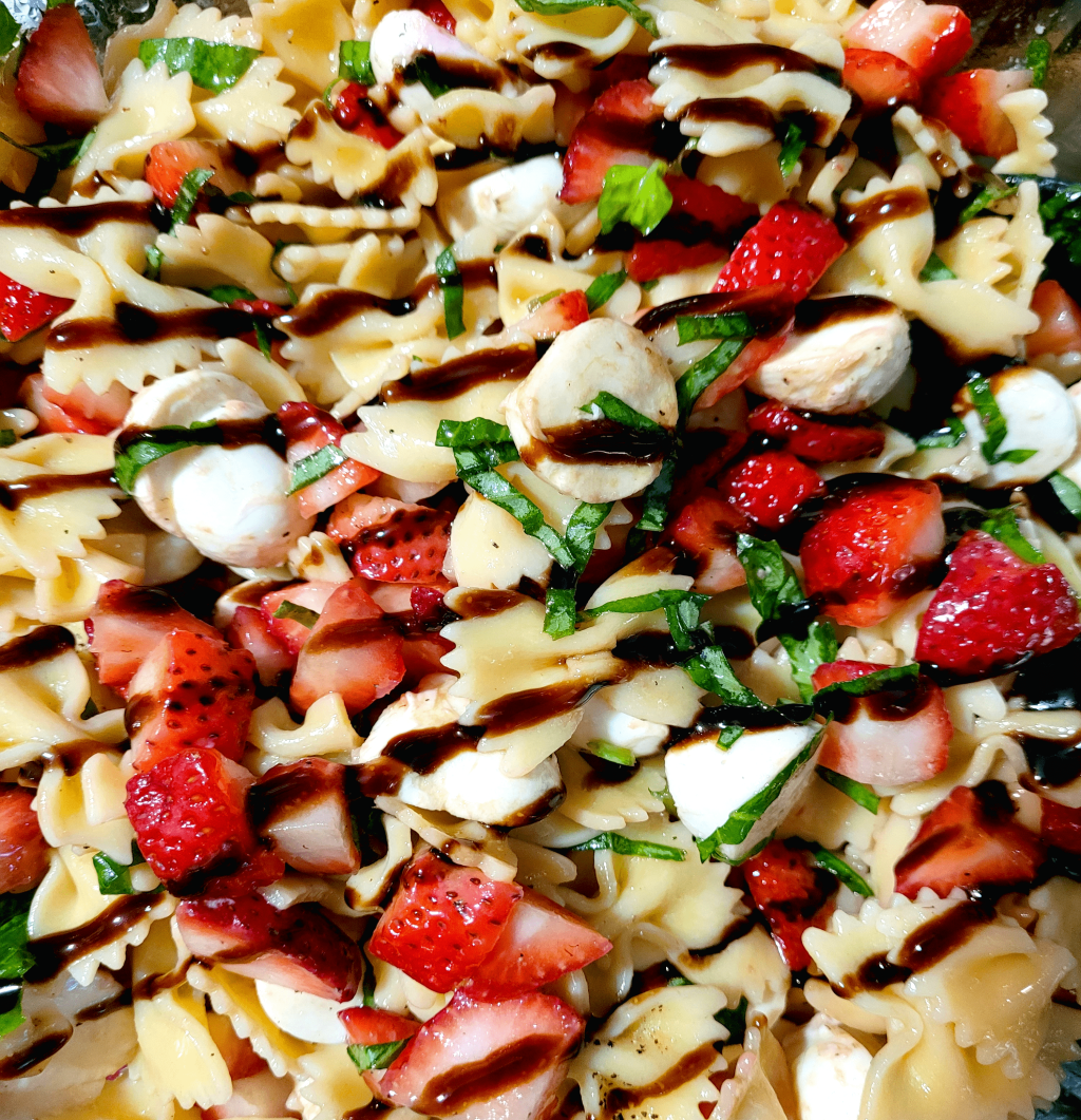 Strawberry Caprese Pasta&nbsp;Salad