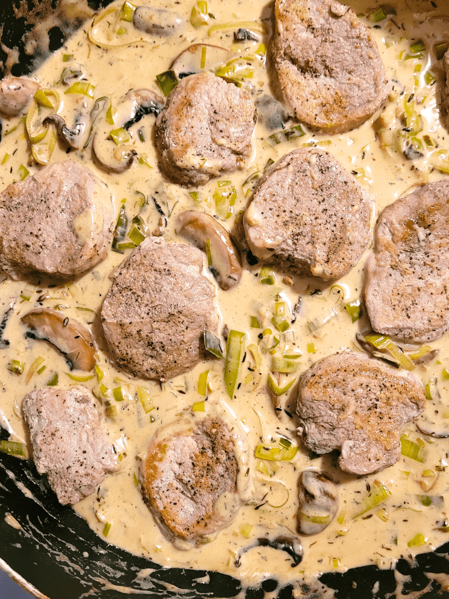 Pork Medallions with Creamy Mushroom & Leek&nbsp;Sauce