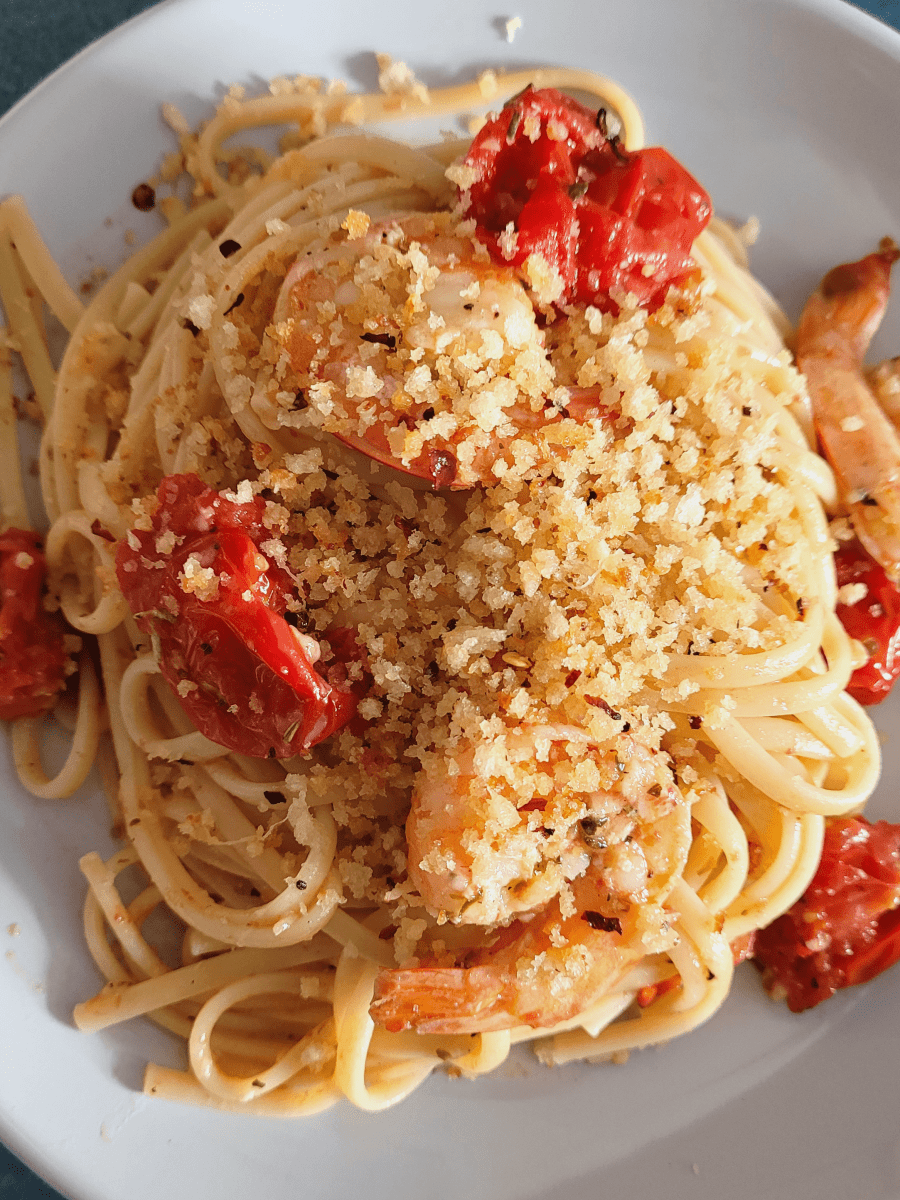 Linguine with Shrimp, Roasted Tomatoes & Chile&nbsp;Breadcrumbs