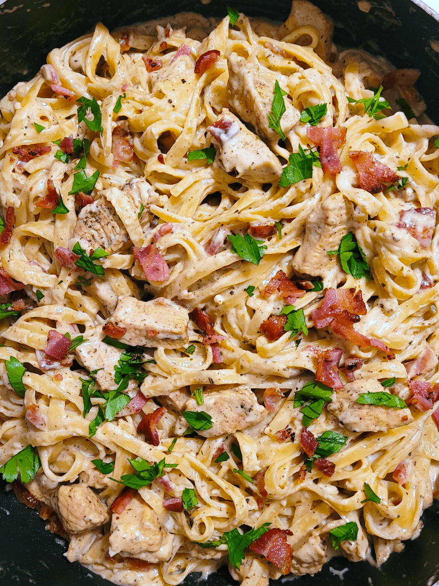 Chicken Bacon Alfredo&nbsp;Pasta