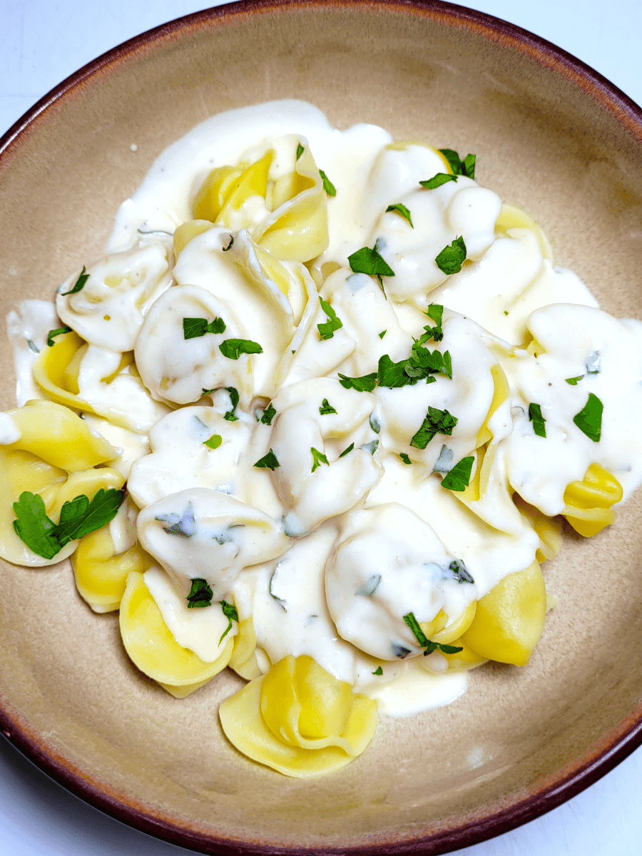 Roasted Garlic Cream&nbsp;Sauce
