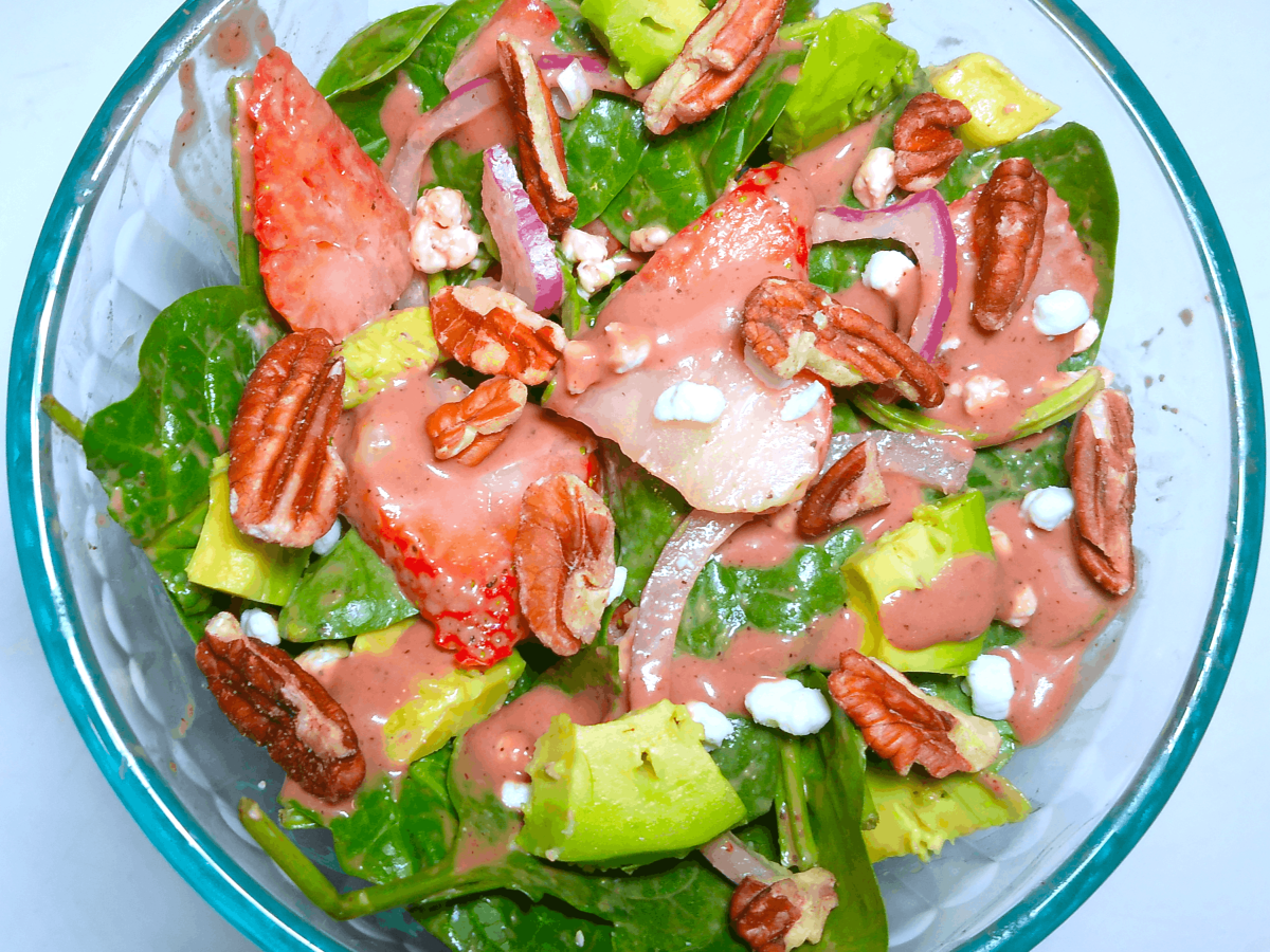 Strawberry Avocado Spinach Salad with Strawberry Balsamic&nbsp;Vinaigrette